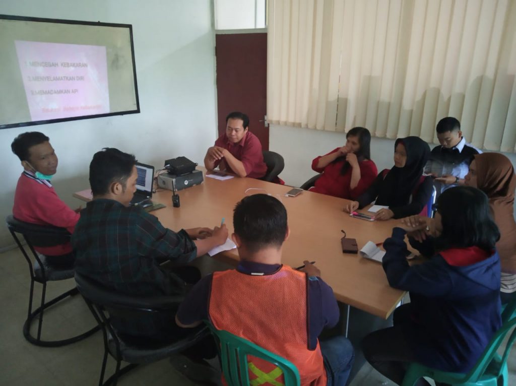 Training Edukasi Kebakaran dan Pencegahan PT Tiga Permata Logistik